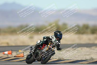 media/Dec-04-2025-Racers Edge (Thu) [[5ebc9f124d]]/3-B Group/2-Session 1 (Turn 4 Entry)/